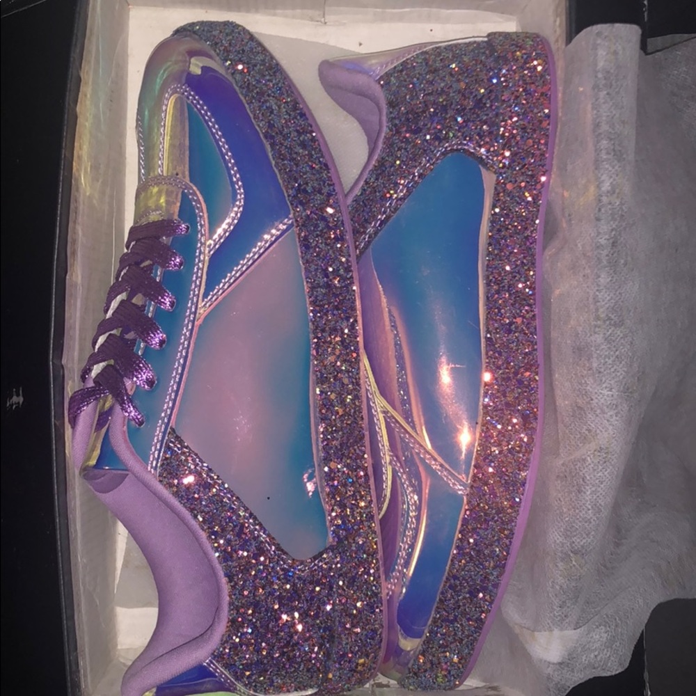 BRAND NEW IN BOX Holographic tennis shoes
